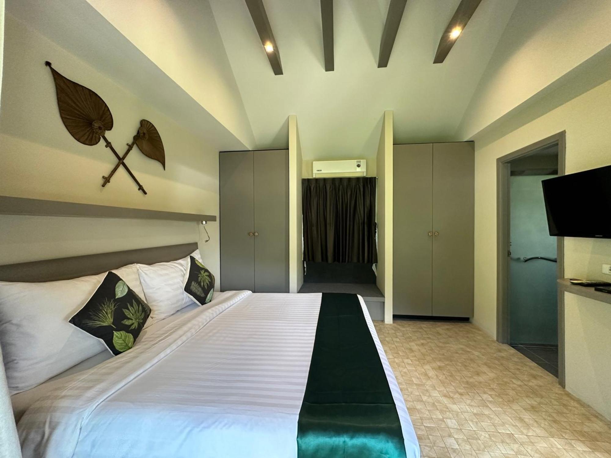 Sakoo Valley Naithon Beach Экстерьер фото