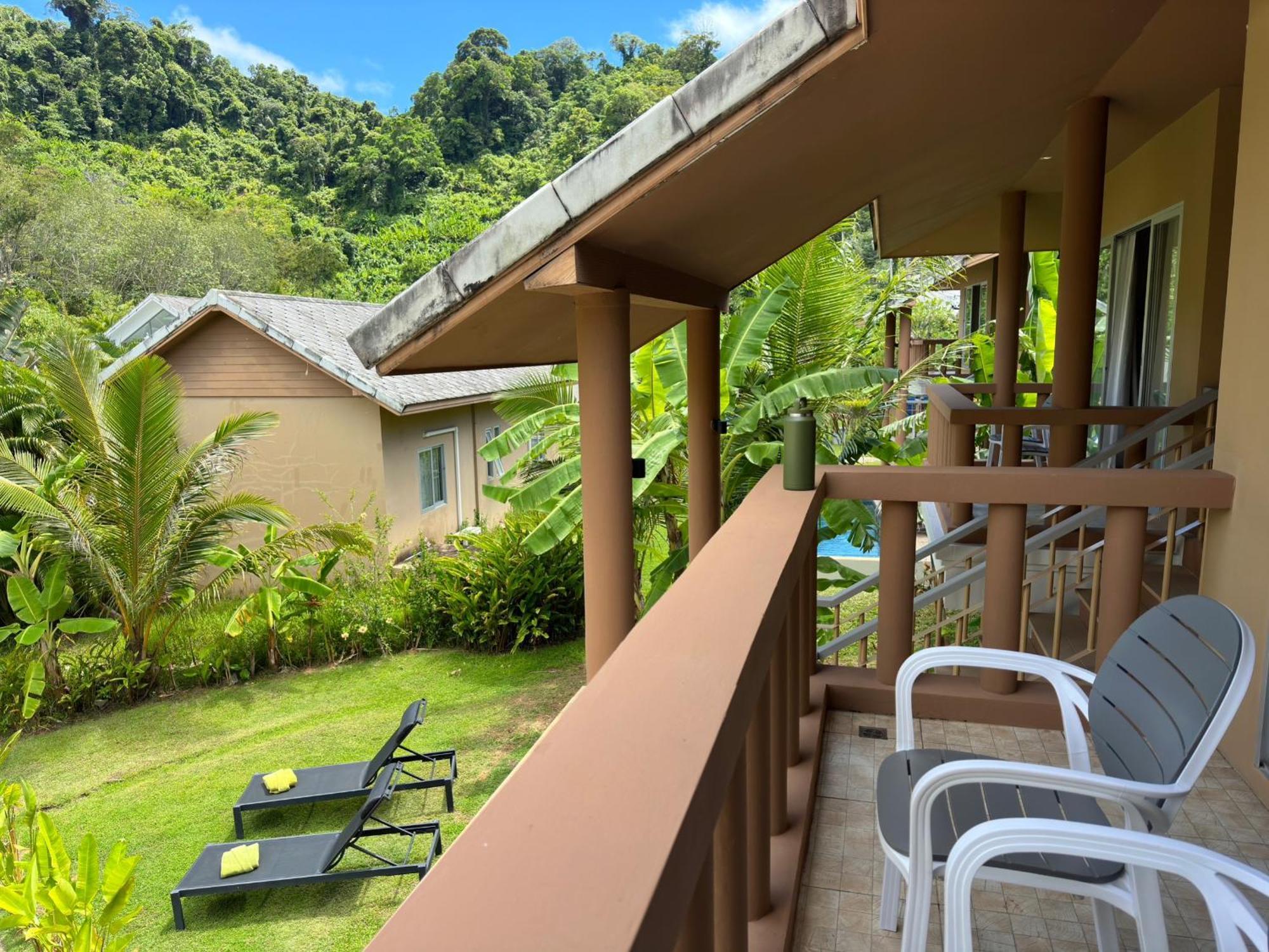 Sakoo Valley Naithon Beach Экстерьер фото