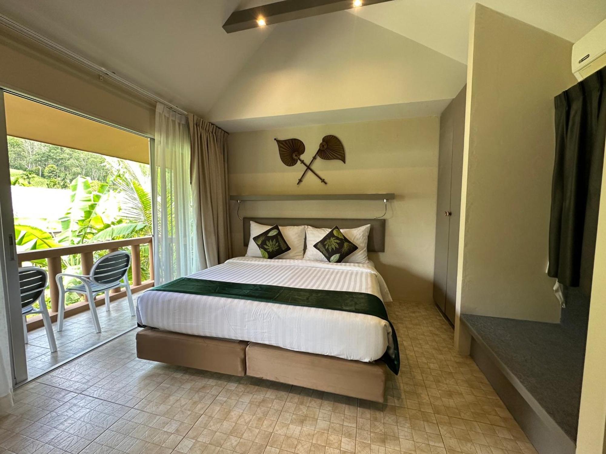 Sakoo Valley Naithon Beach Экстерьер фото