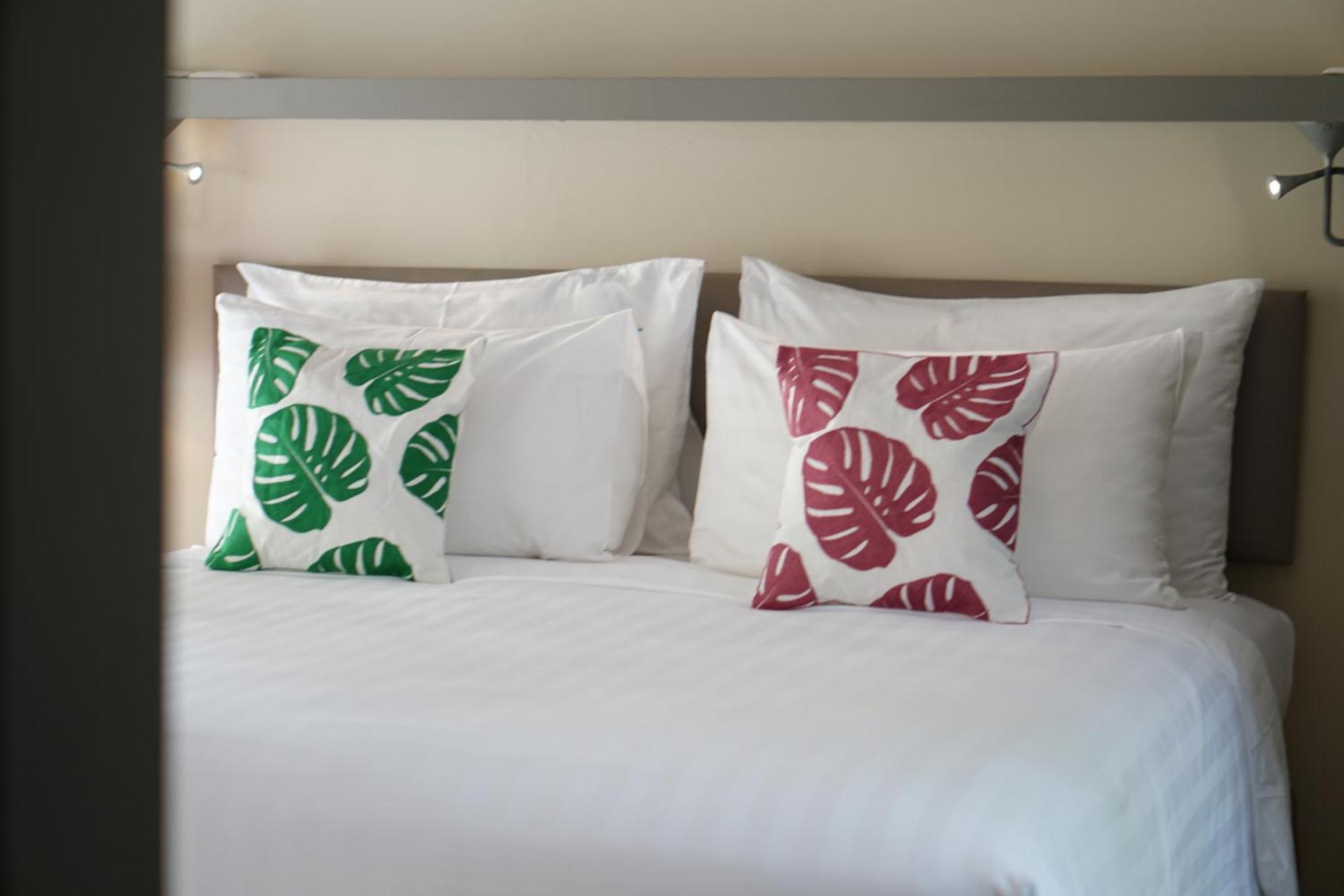 Sakoo Valley Naithon Beach Экстерьер фото