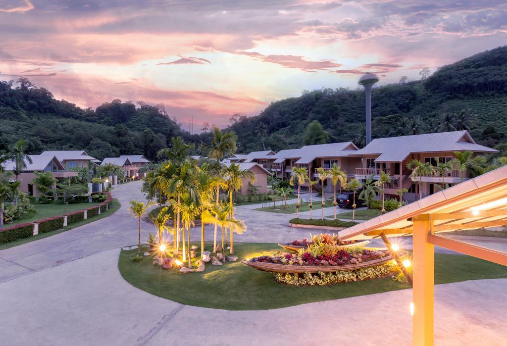 Sakoo Valley Naithon Beach Экстерьер фото